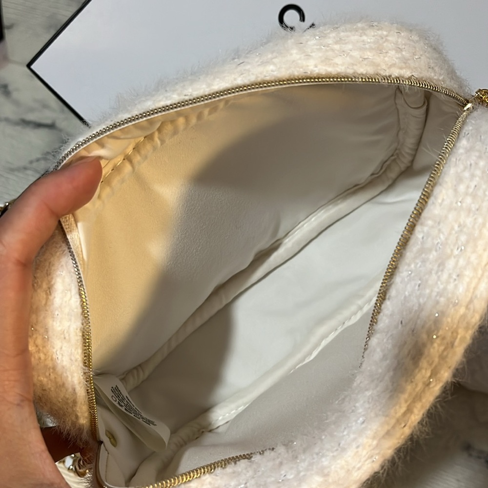 Chanel Beauty Tweed Pouch Converted To Shoulder Bag - Picture 7 of 13